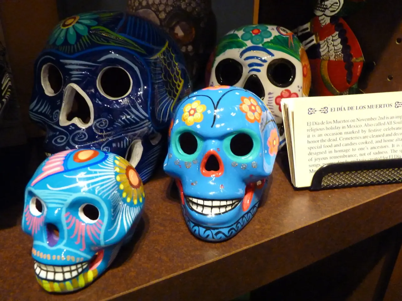 Early indications and physical manifestations associated with the presence of a brain tumor