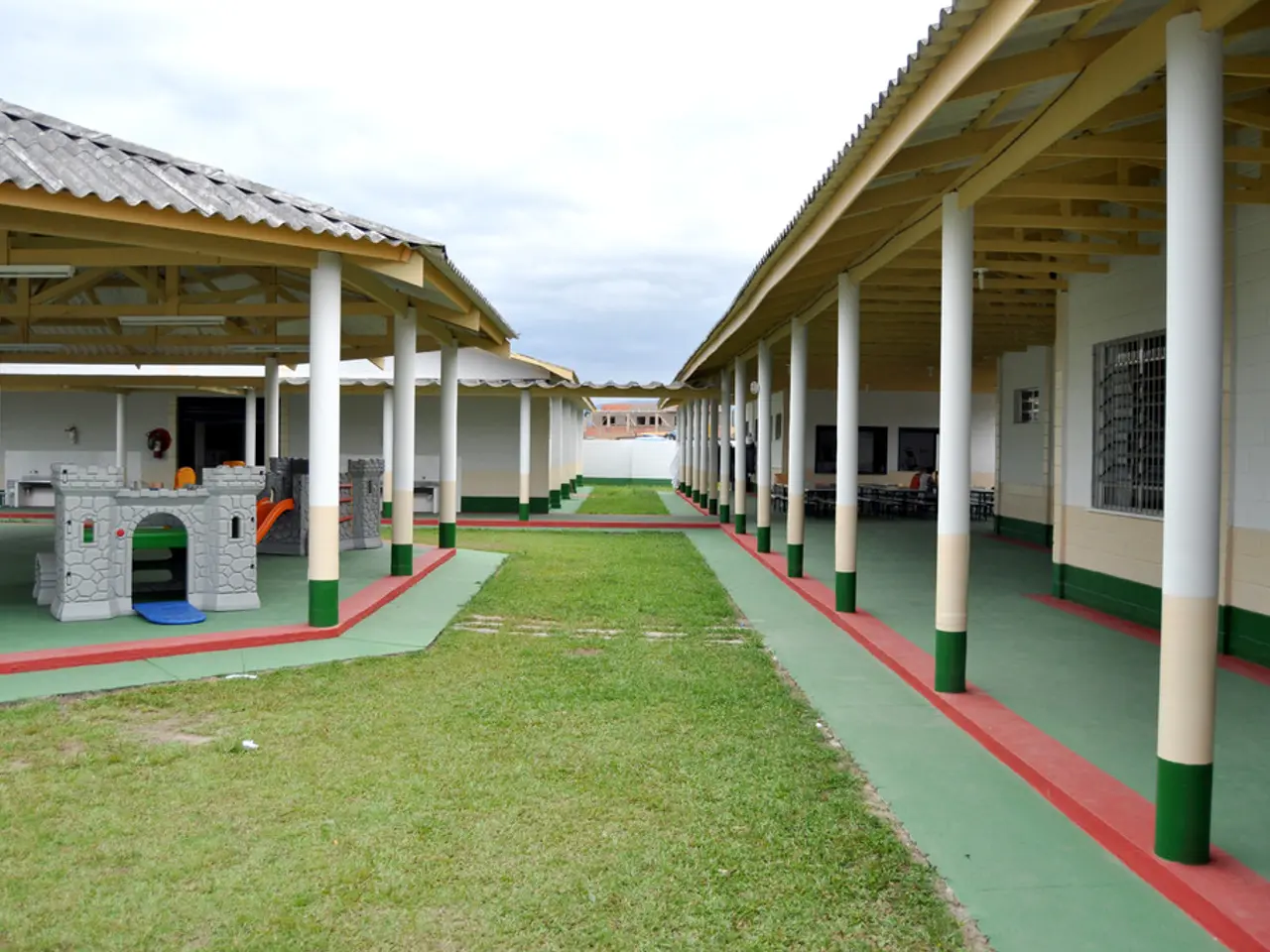 Women's accommodation in Rhein-Berg faces shortage of rooms