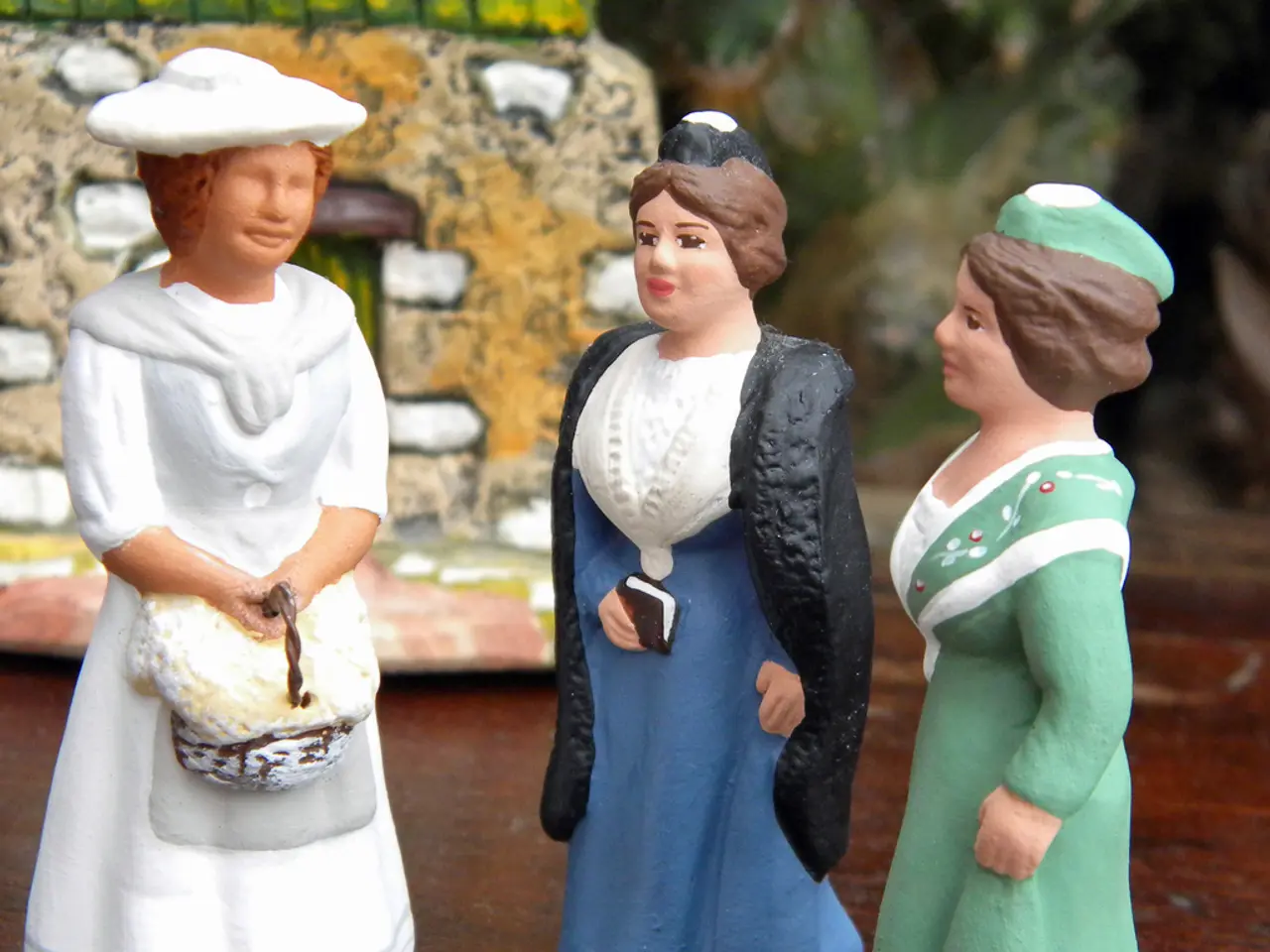 A person vehemently denies being a hunter.