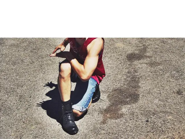 Knee Swelling (Knee Effusion): Exploring Treatment Methods and Further Information