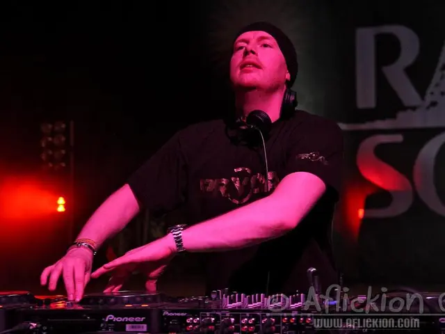 Are binaural beats effective or merely a musical illusion for the mind?