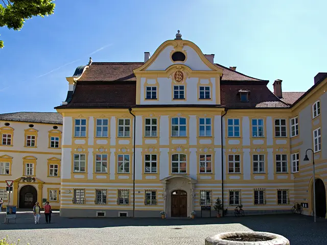 Autonomous Decisions in Advanced Years