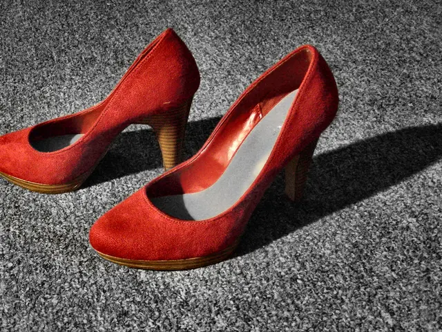 Cornelia Dimpfl utilizes a unique, advanced insertion technology to realign bodily structures