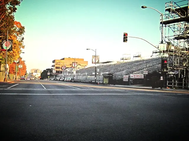 Ensuring Tree-Climbing Safety for Instructors and Oversighters